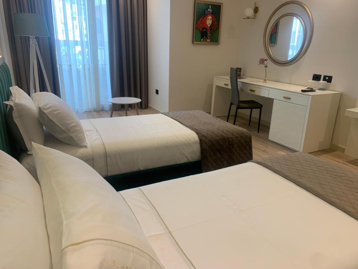 Iliad Hotel Durres Exterior photo